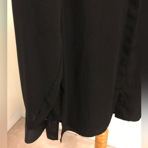 Black button down shirt, beautiful embellished beaded collar, pleat in back, 4 - Picture 6 of 6